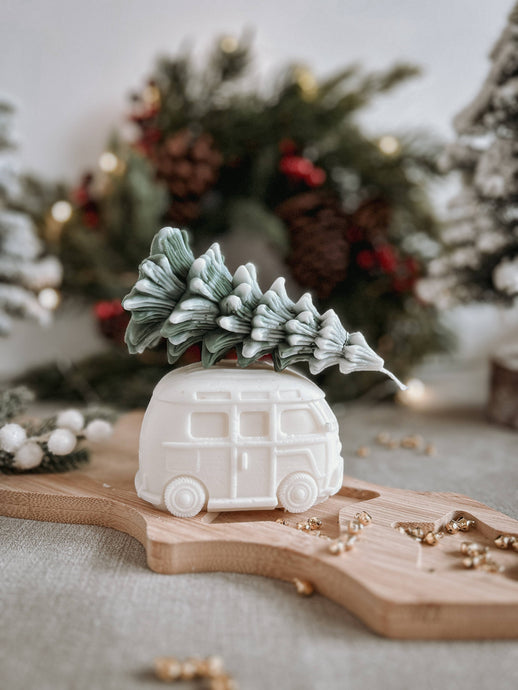 Camper Van candle | Soy Wax | Christmas tree | Festive decor