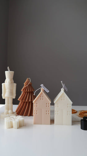 House candle 11x 5.5 x 5cm | Christmas / winter decor