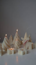 Load image into Gallery viewer, Swirl Christmas tree candle trio set | Ribbed Christmas tree