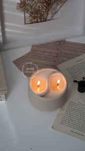 Yin & Yang scented candle - Cedarwood & thyme + Fig & honey